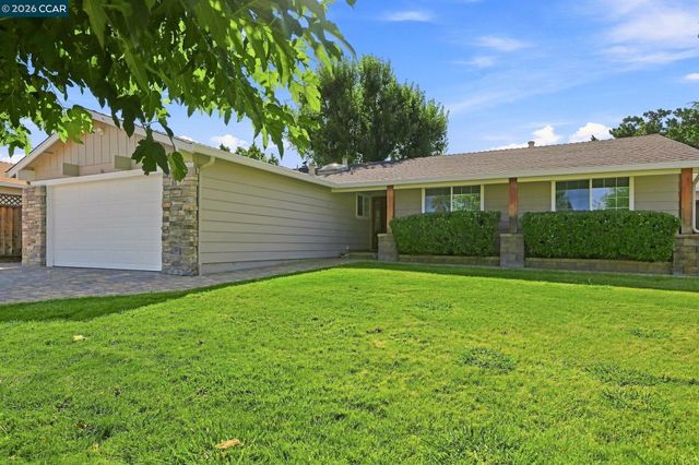 3912 Elkwood Ct, Concord, CA 94519
