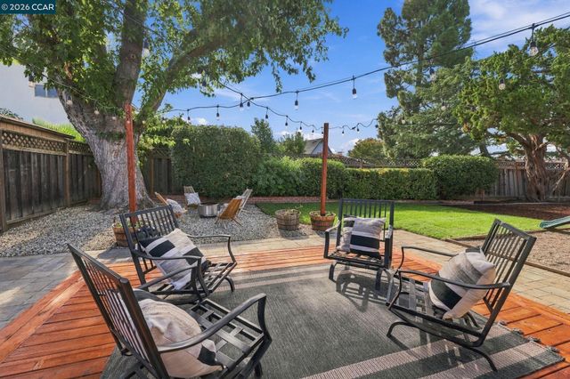 3912 Elkwood Ct, Concord, CA 94519