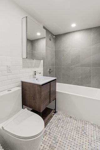 385 Vernon Avenue 1A, Brooklyn, NY 11206