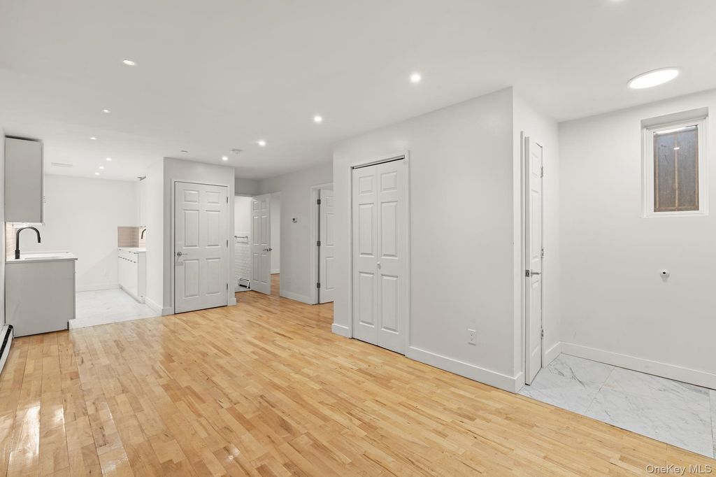 385 Vernon Avenue 1A, Brooklyn, NY 11206