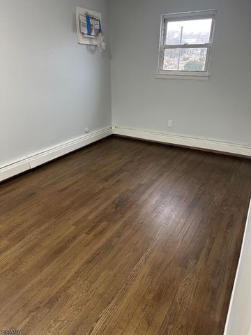 1449 Gehr Pl, North Bergen Twp., NJ 07047