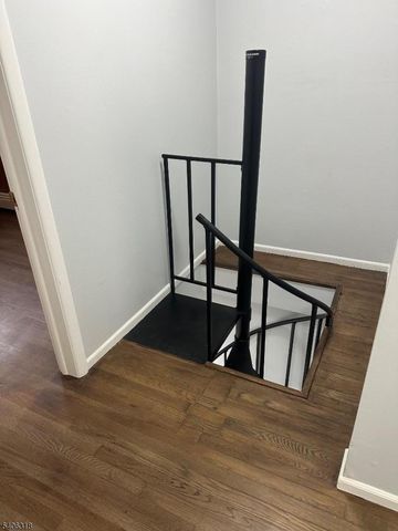 1449 Gehr Pl, North Bergen Twp., NJ 07047