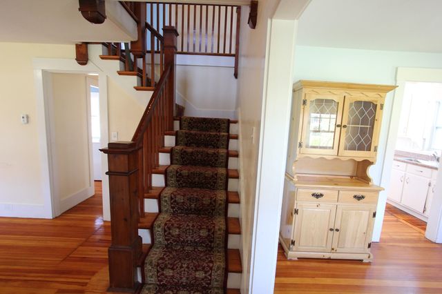 41 South St, Franklin, MA 02038