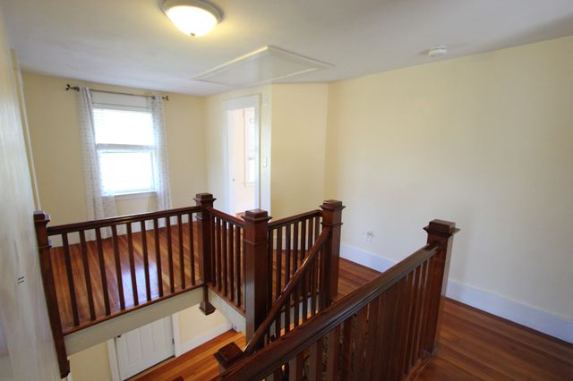 41 South St, Franklin, MA 02038