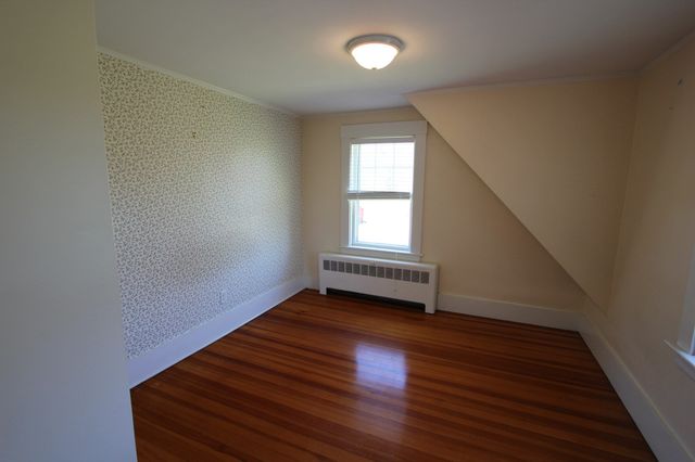 41 South St, Franklin, MA 02038