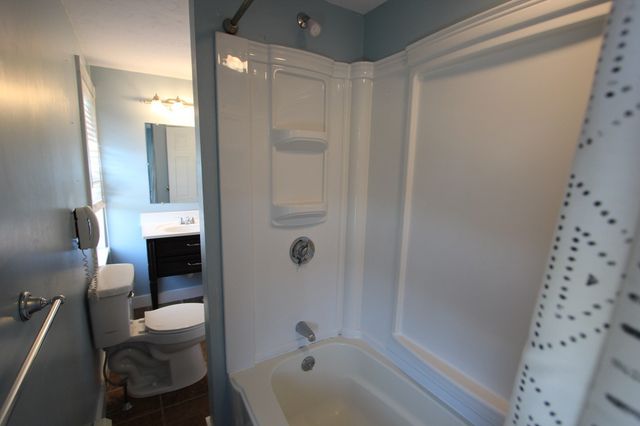41 South St, Franklin, MA 02038