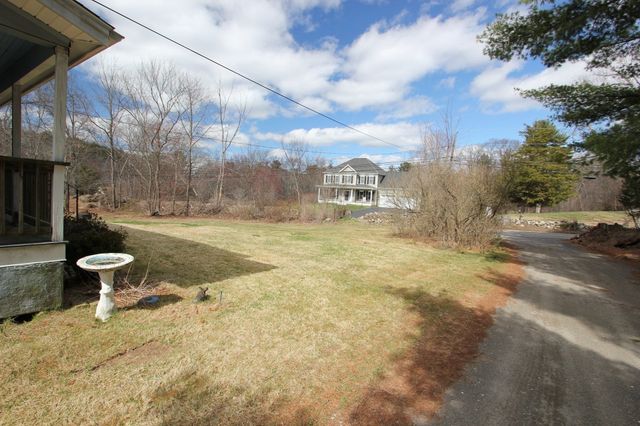 41 South St, Franklin, MA 02038