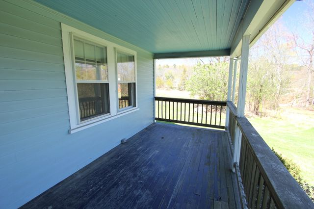 41 South St, Franklin, MA 02038