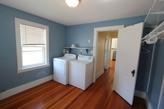 41 South St, Franklin, MA 02038