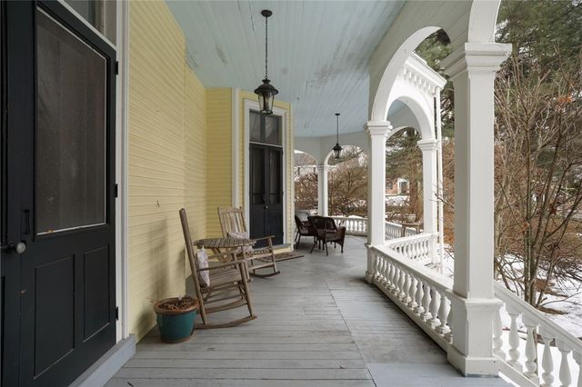 45 Ayrault Street, Newport, RI 02840