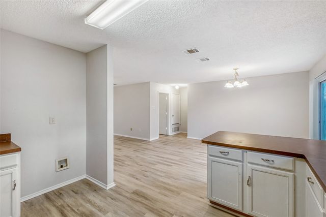 7845 Whitney Lane, Fort Worth, TX 76112