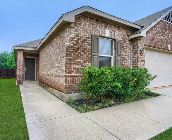 7845 Whitney Lane, Fort Worth, TX 76112
