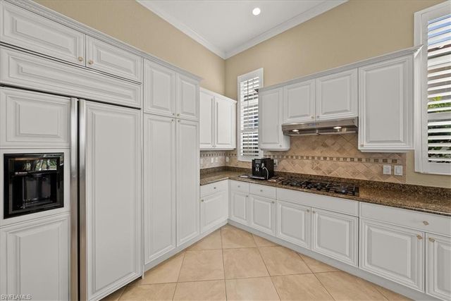 8593 Bellagio DR, Naples, FL 34114