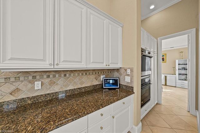 8593 Bellagio DR, Naples, FL 34114