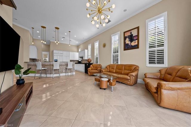 8593 Bellagio DR, Naples, FL 34114