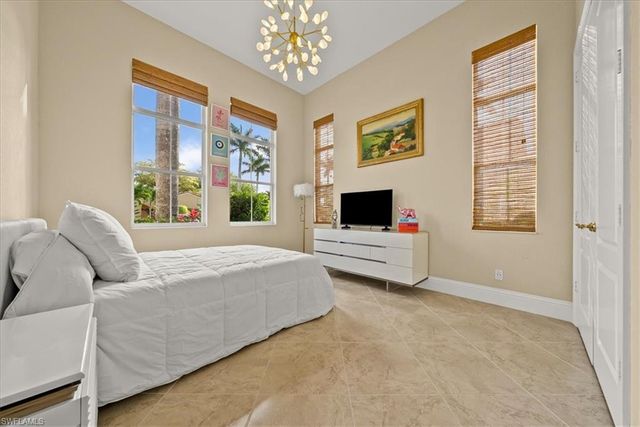 8593 Bellagio DR, Naples, FL 34114