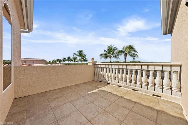 8593 Bellagio DR, Naples, FL 34114