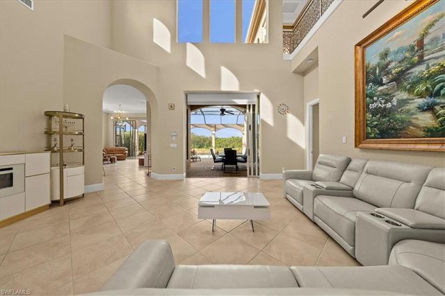 8593 Bellagio DR, Naples, FL 34114