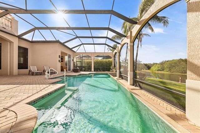 8593 Bellagio DR, Naples, FL 34114