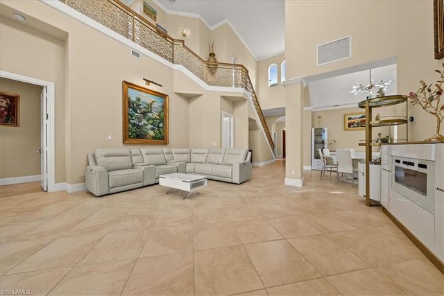 8593 Bellagio DR, Naples, FL 34114