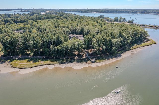 63 Clearwater Drive, Dover, NH 03820