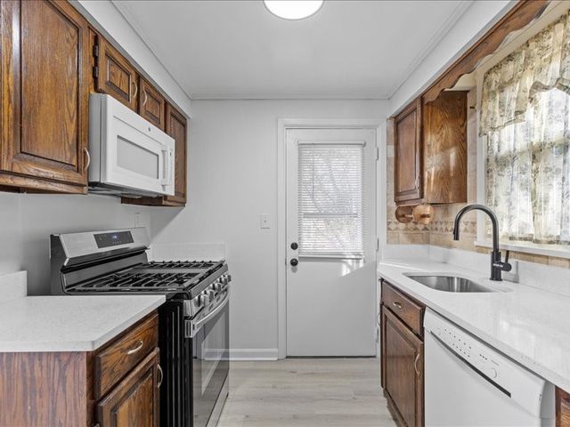 22 Thielman Ave, Carrick, PA 15210