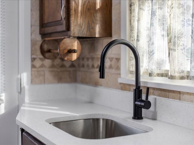 22 Thielman Ave, Carrick, PA 15210