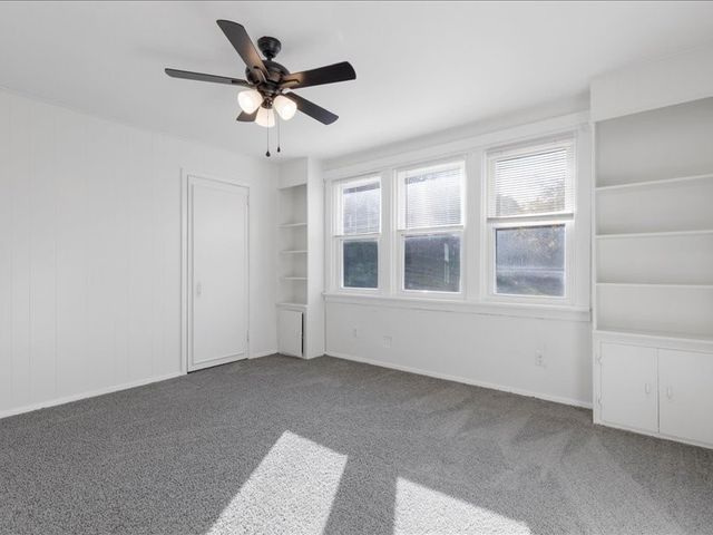 22 Thielman Ave, Carrick, PA 15210