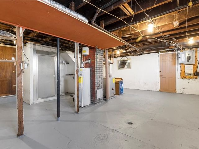 22 Thielman Ave, Carrick, PA 15210