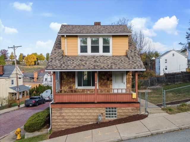 22 Thielman Ave, Carrick, PA 15210
