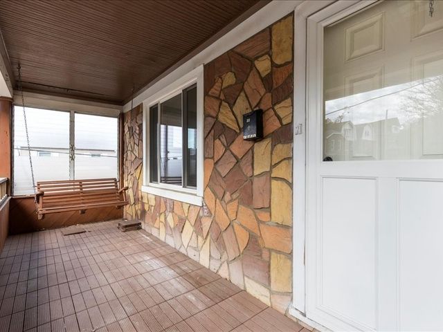 22 Thielman Ave, Carrick, PA 15210