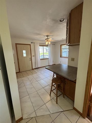 4435 Indian Isle, Battle Creek, MI 49017