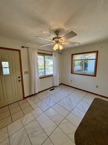 4435 Indian Isle, Battle Creek, MI 49017