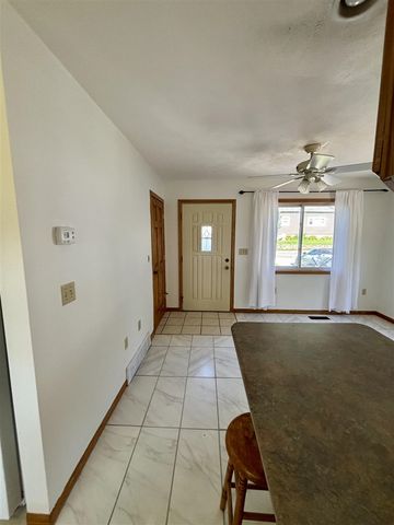 4435 Indian Isle, Battle Creek, MI 49017