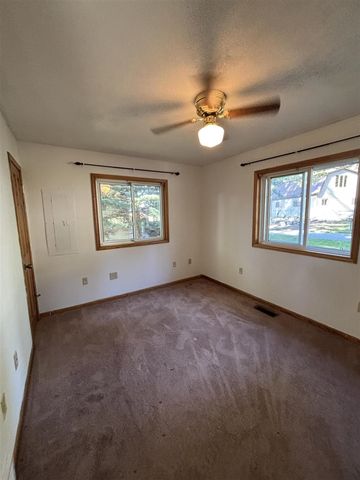 4435 Indian Isle, Battle Creek, MI 49017