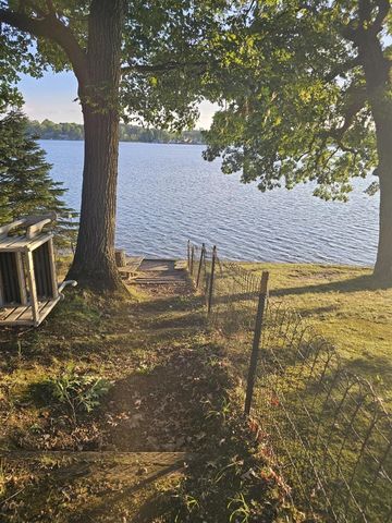 4435 Indian Isle, Battle Creek, MI 49017