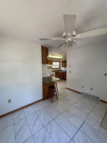 4435 Indian Isle, Battle Creek, MI 49017