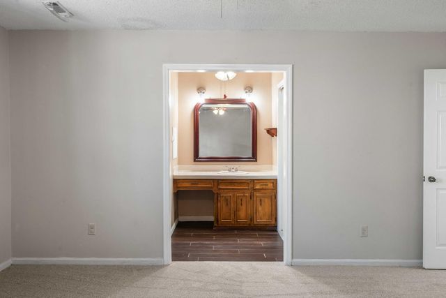 95 Nightingale Manor, North Charleston, SC 29418