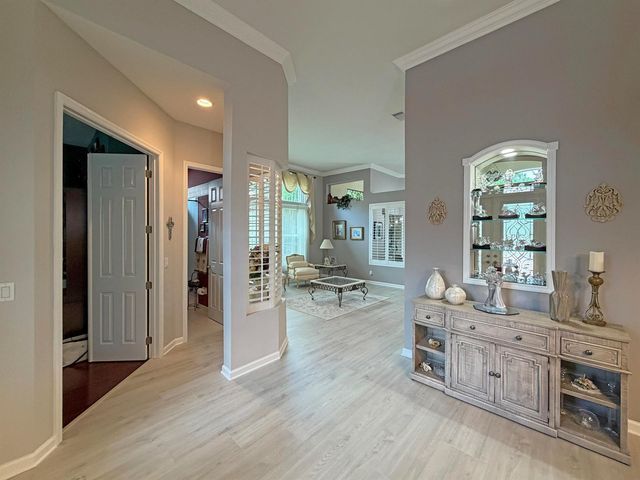 728 SW Lake Charles Circle, Port St. Lucie, FL 34986