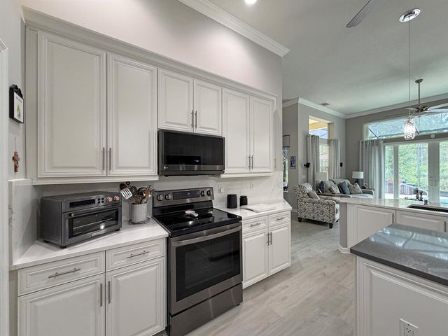 728 SW Lake Charles Circle, Port St. Lucie, FL 34986