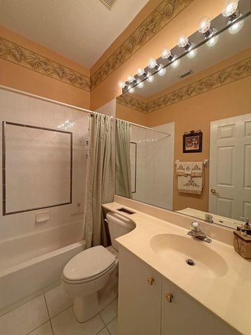728 SW Lake Charles Circle, Port St. Lucie, FL 34986