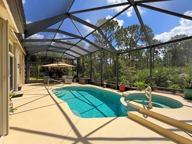728 SW Lake Charles Circle, Port St. Lucie, FL 34986