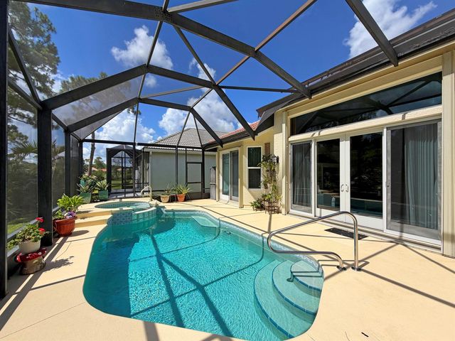 728 SW Lake Charles Circle, Port St. Lucie, FL 34986
