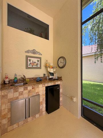 728 SW Lake Charles Circle, Port St. Lucie, FL 34986