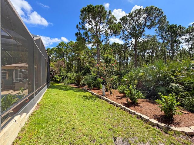 728 SW Lake Charles Circle, Port St. Lucie, FL 34986