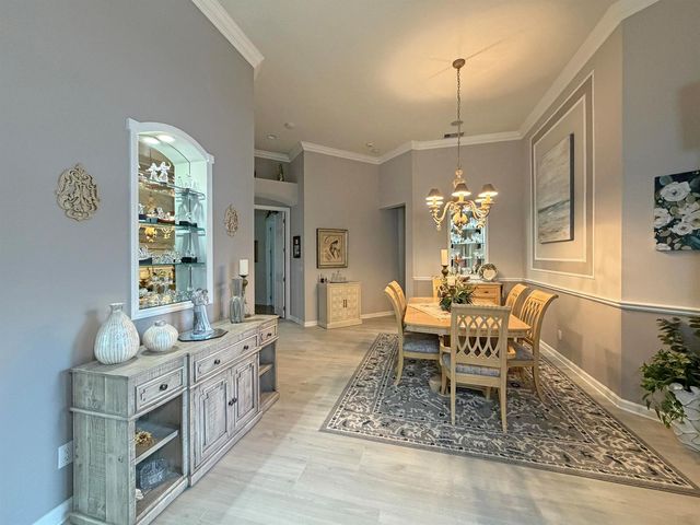 728 SW Lake Charles Circle, Port St. Lucie, FL 34986