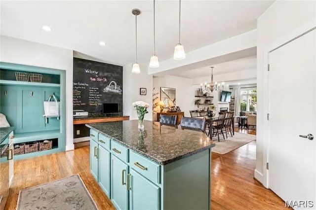 4100 Olive Street, St Louis, MO 63108