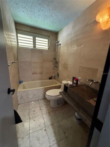 201 PATRICIA, Guaynabo, PR 00966