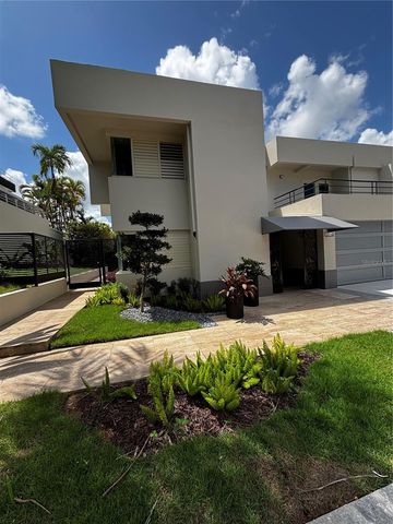 201 PATRICIA, Guaynabo, PR 00966