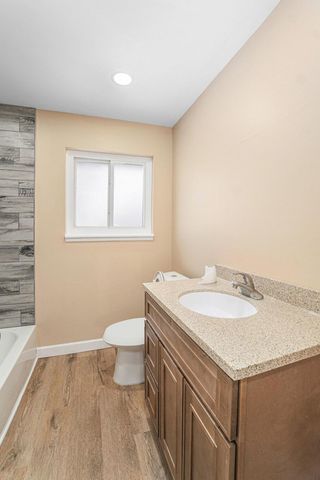 1916 Hollingsworth Drive, Commerce Twp, MI 48390